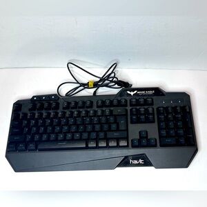 Black Wired Keyboard